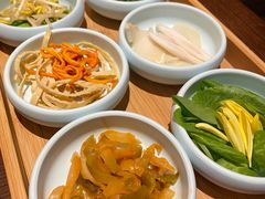 -银米·云南传统过桥米线(双廊黑金冠店)
