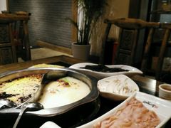 -纸盐河码头火锅(十八梯店)