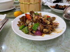 -鹏城人家海鲜酒家·23年老字号(较场尾店)