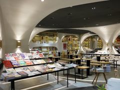 -钟书阁(珍园店)