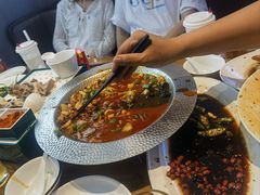 -俭寨大盘鸡·手抓肉·烧烤新疆菜(乌苏路店)
