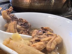 -阿山卓·野生菌火锅·纳西火塘烤肉