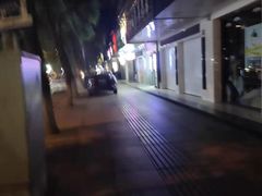 -CoCo都可(银泰店)