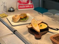 -The Sunny Side Cafe Station 1