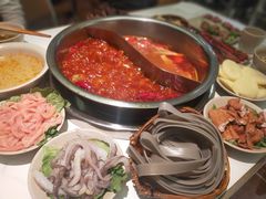 番茄鸳鸯锅-朱氏胖子烂火锅(洪崖洞店)