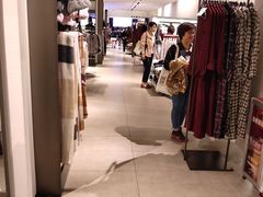 -ZARA(凯德乐峰广场店)