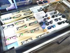 -视野联行眼镜蔡司·依视路官方授权店(顺城店)