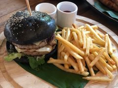 -Naughty Nuri’s Phuket
