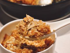 蟹黄煲仔饭-屋里厢上海菜馆
