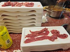 -四囍码头海鲜烧烤自助火锅(外滩南京东路悦荟广场店)