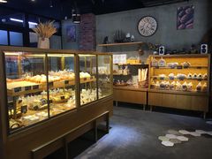 -啊噗吐呦现场烘焙(麦凯乐店)