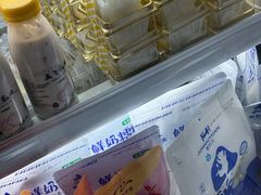 -正飞鲜奶(吐鲁番路店)