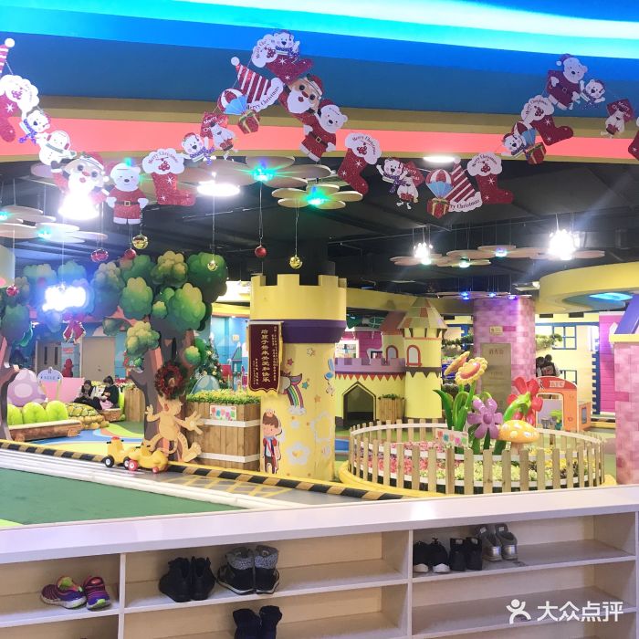 东方英雄哈尼鹿梦幻王国(中央大道店)-_从蓉自若的相册-大连亲子-大众