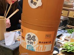 悠农鲜啤-聚点串吧·北京烧烤(赵登禹路店)