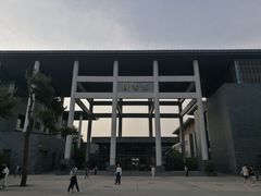 -中国人民大学图书馆新馆