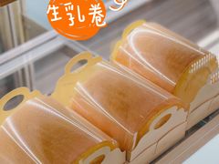 -顶东面包花园·生日蛋糕(世博店)