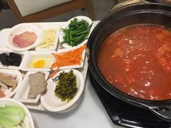 番茄味过桥米线-在蒙自过桥米线