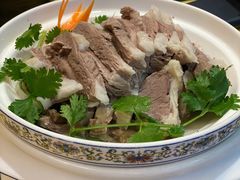 手把羊肉-德乐海蒙餐