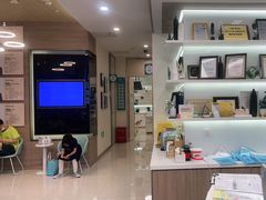 -维乐口腔(美维云门诊陆家嘴店)