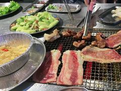 -马路牙子地桌烤肉(工体店)