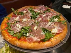 -WOLFGANG PUCK KITCHEN & BAR(迪士尼小镇店)