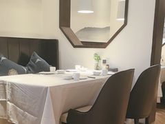 -毛家饭店·30年融合新湘菜(汉峪金谷店)