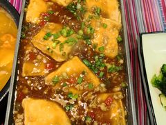 -香巴拉云南餐厅(华莱坞店)