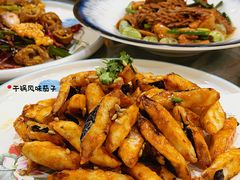 -金沙滩海鲜餐厅·海肠捞饭·手工水饺(梅江龙水园店)