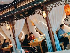 -荷塘秋月·本帮江浙菜(国权路店)