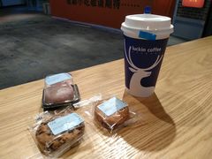 -瑞幸咖啡(凤凰海负一楼美食街店)