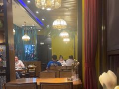 -黄泥岗·地道湖北菜(奥特莱斯店)