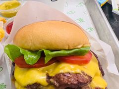 招牌牛肉堡双层-Shake Shack(西单大悦城店)