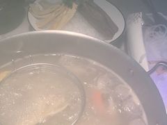 腐竹双拼-左庭右院鲜牛肉火锅(浦江欢乐颂店)