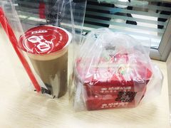 炭烧仙草丝滑奶茶-咕噜咕噜·章鱼小丸子(西湖路店)