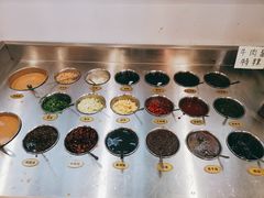 自助调料区-苏小北旋转小火锅(鲁商广场店)