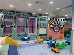-孩子王童乐园(唐山万达广场店)