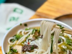 -文山荷鲜居(翠湖店)