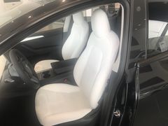 -TESLA 特斯拉(北京南四环中路特斯拉中心)