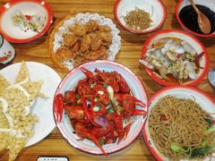 -冶建镜子·老南昌大排档·江西虾王(总店)