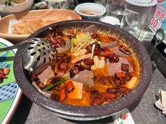 -渔语鱼新川菜Bistro(万象天地店)