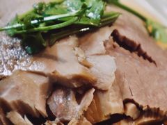 -亮亮面馆(经六路店)
