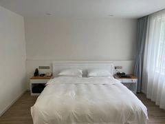 -上海怡沁园度假酒店
