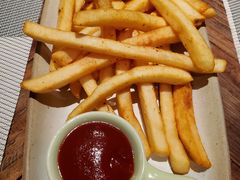 -自然食集西餐厅(泰晤士小镇店)