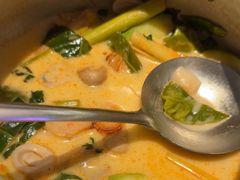 -大头虾越式风味餐厅(光明广场店)