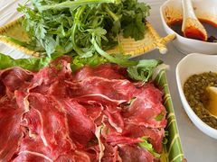 -鲁朗纳麦石锅鸡庄园