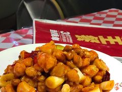 -霸气大叔干锅鸭头·龙虾烧烤·川菜·赛事直播(三里屯店)