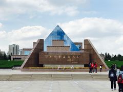 景点-上海市龙华烈士陵园