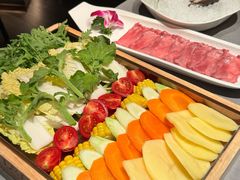 -左庭右院鲜牛肉火锅黑金店(陆家嘴中心店)