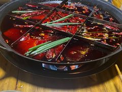 -正南齊北重庆老火锅(光华村直营店)