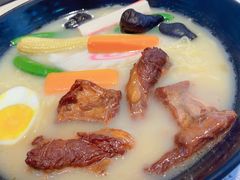 -滋味满屋美食坊(上海街店)